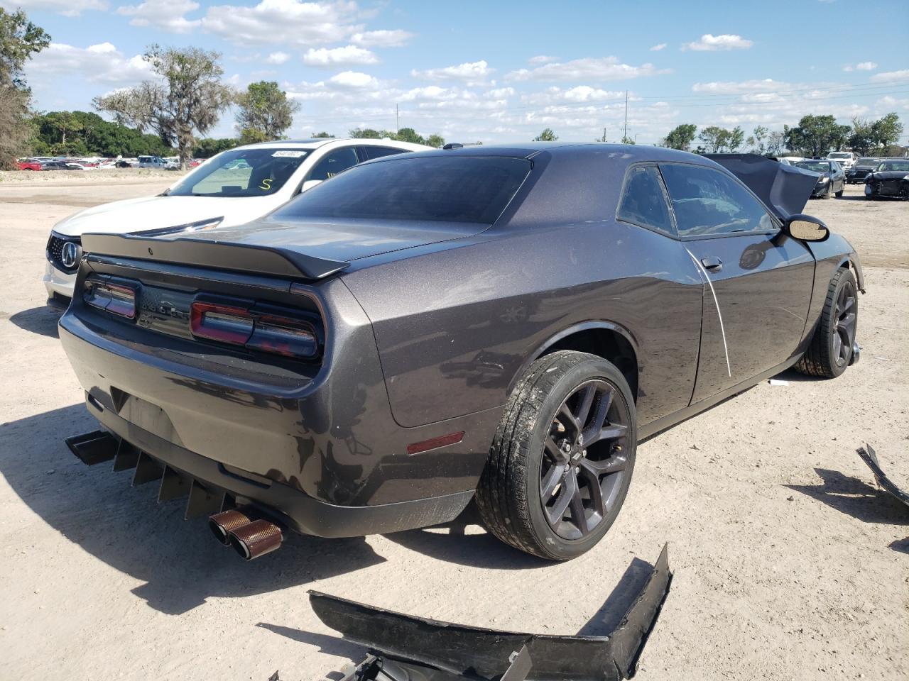 Dodge Challenger - zdjęcie 4