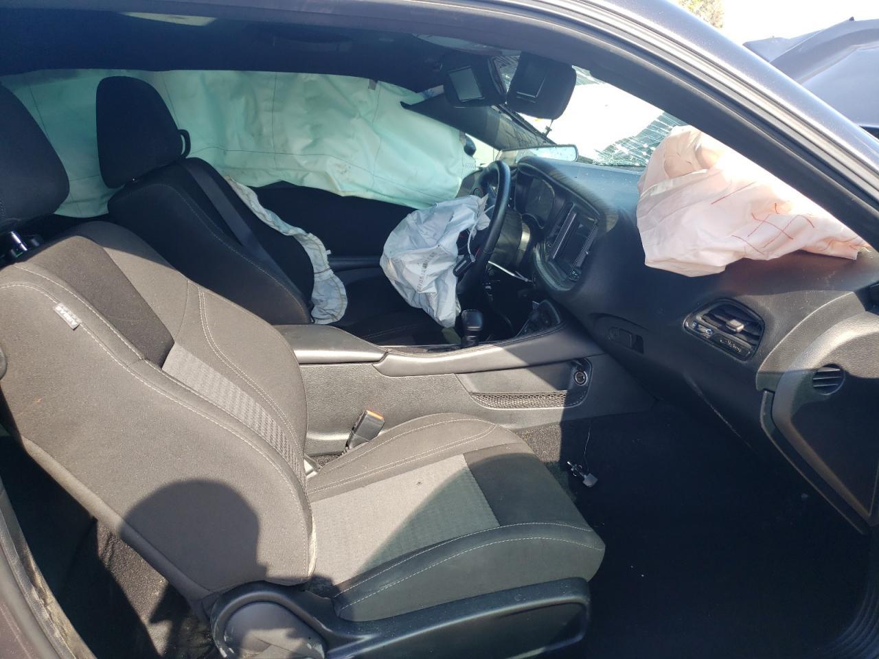 Dodge Challenger - zdjęcie 5