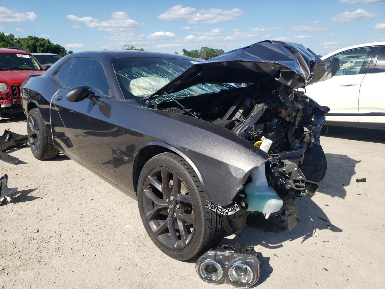 Dodge Challenger - zdjęcie 1