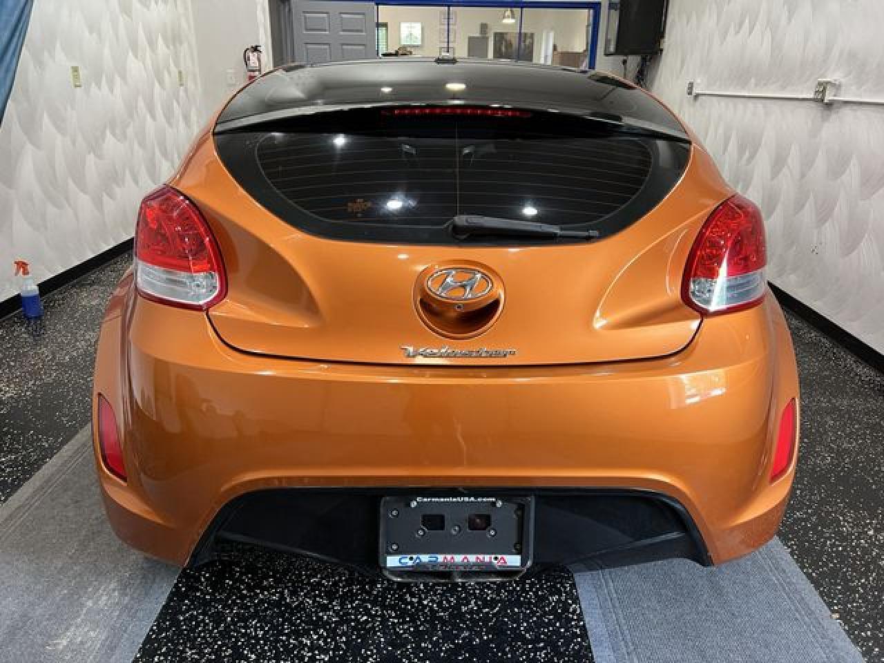 Hyundai Veloster - zdjęcie 4