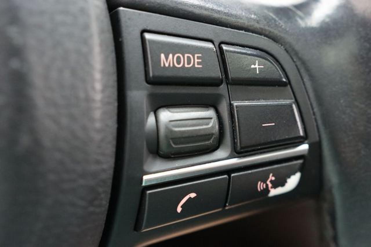 2015 BMW 528 I - zdjęcie 25