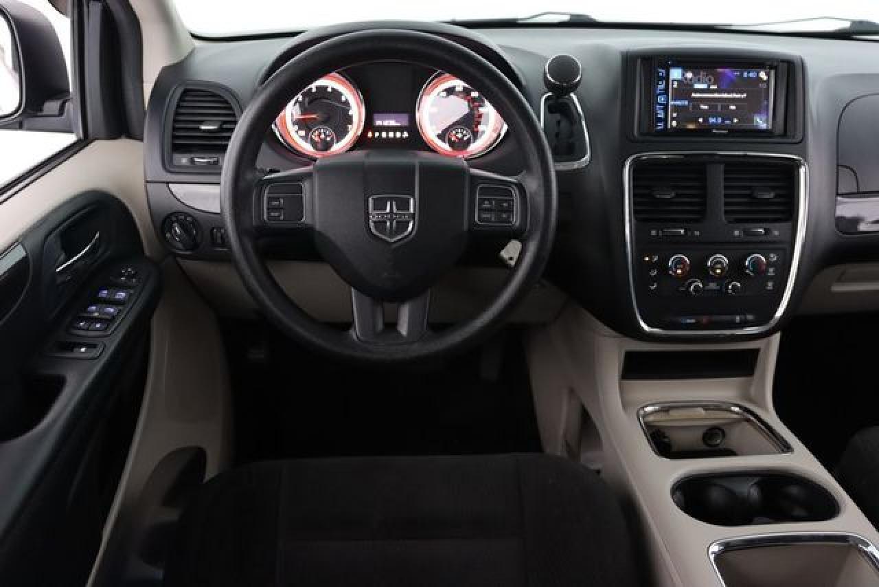 2014 Dodge Grand Caravan Sxt - zdjęcie 25