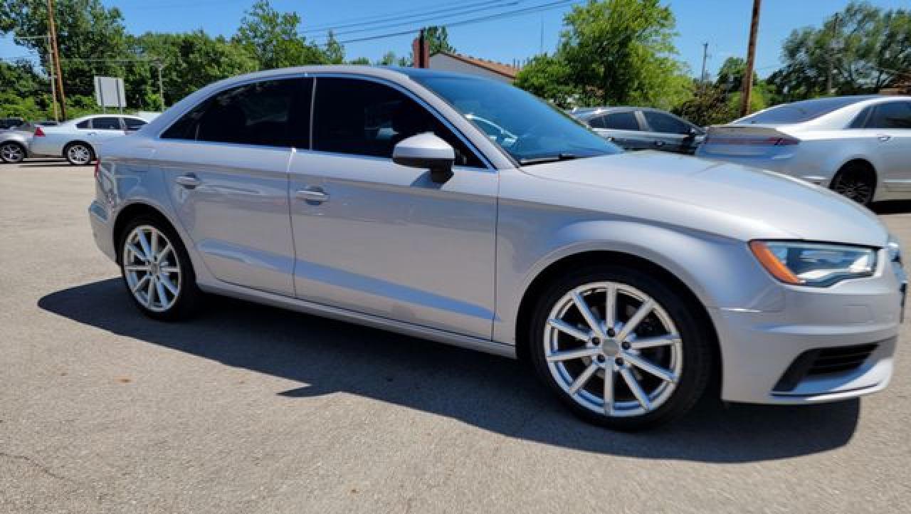 Audi A3 - zdjęcie 2
