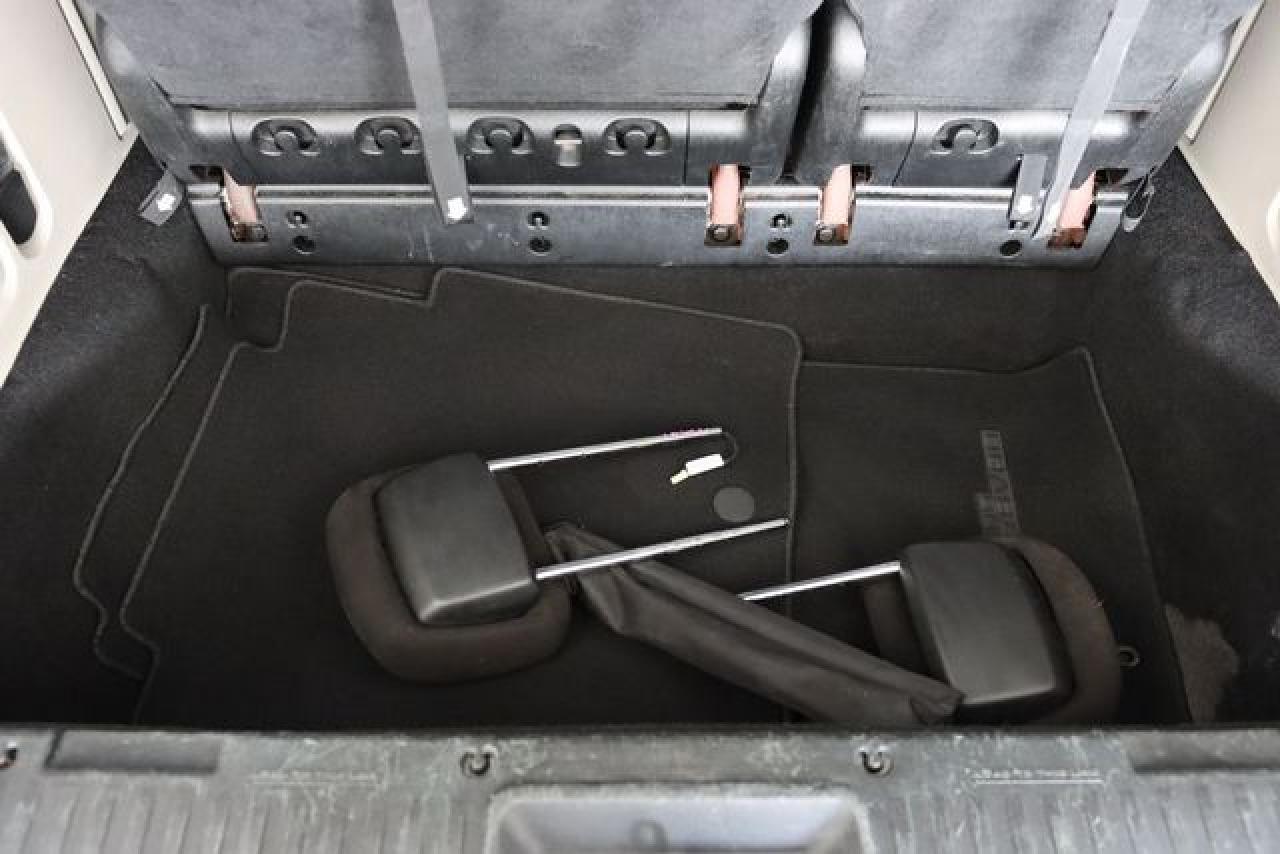2014 Dodge Grand Caravan Sxt - zdjęcie 38
