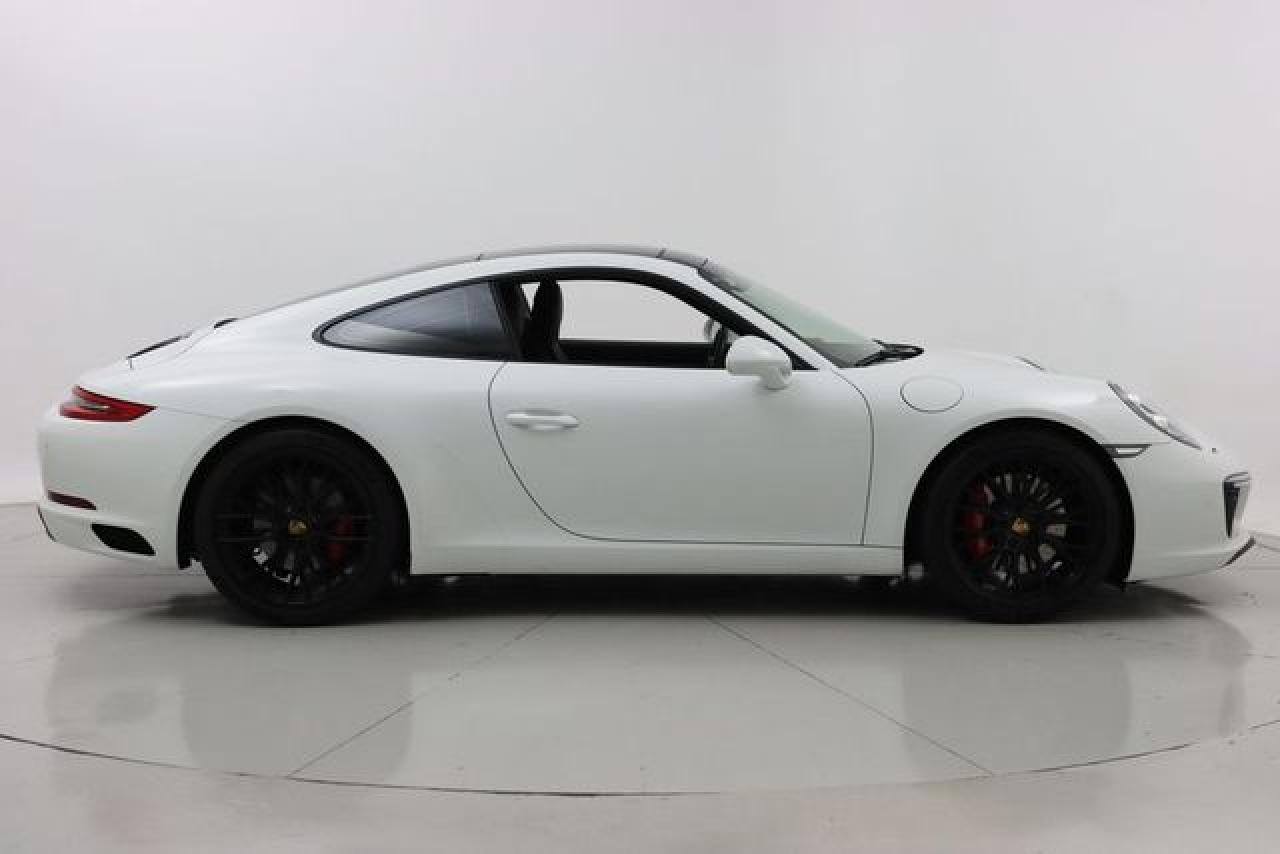 Porsche 911 Coupe - zdjęcie 4