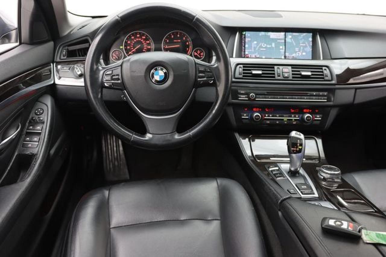 2015 BMW 528 I - zdjęcie 22