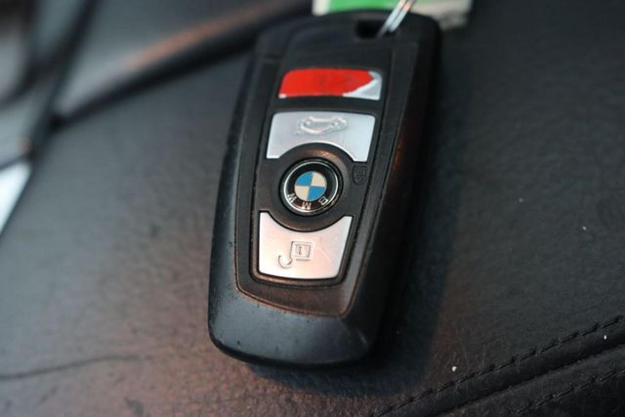 2015 BMW 528 I - zdjęcie 17