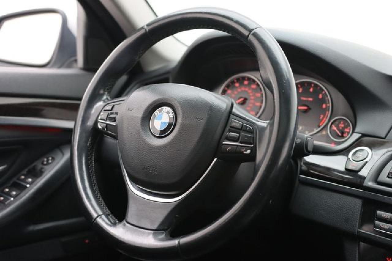 2015 BMW 528 I - zdjęcie 21