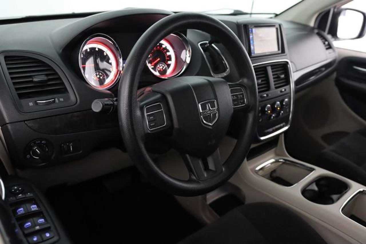 Dodge Grand Caravan - zdjęcie 2