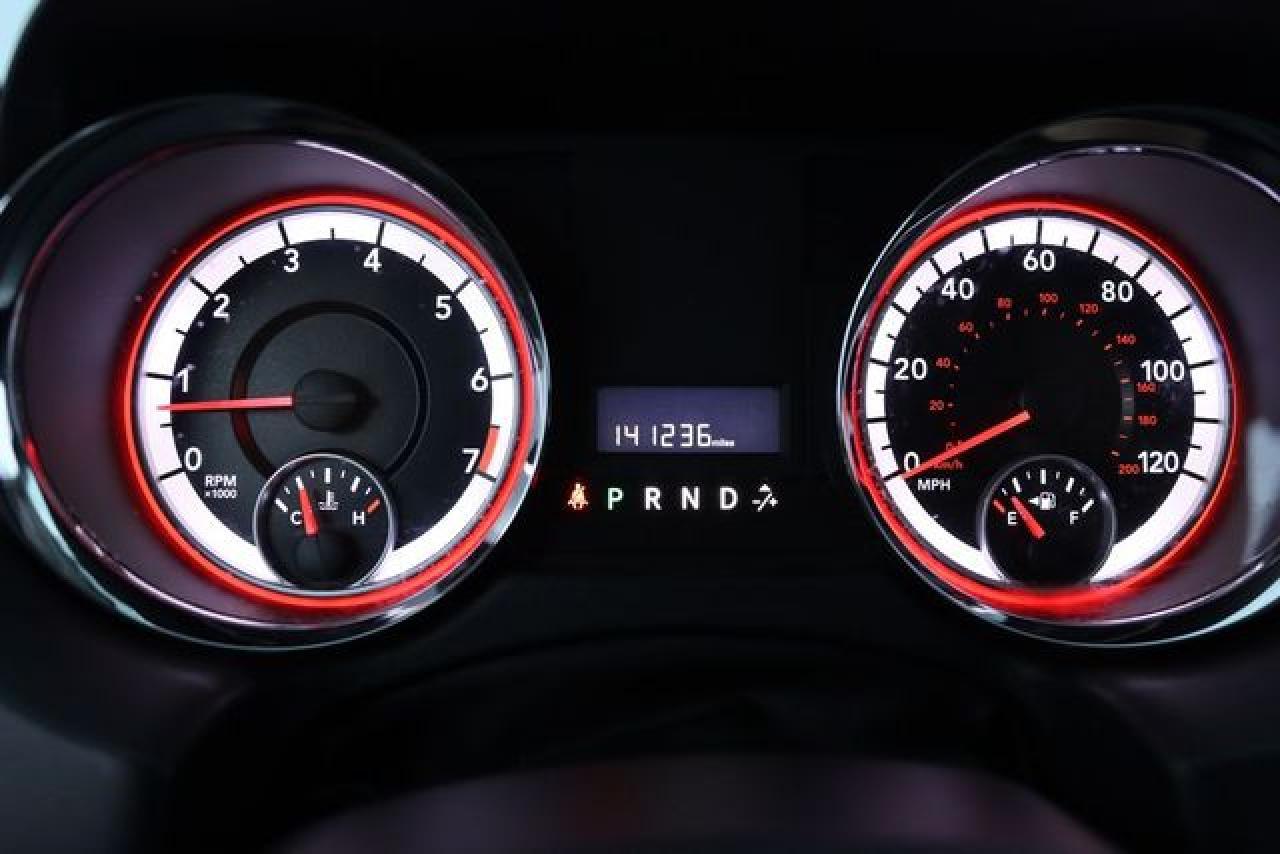 2014 Dodge Grand Caravan Sxt - zdjęcie 31