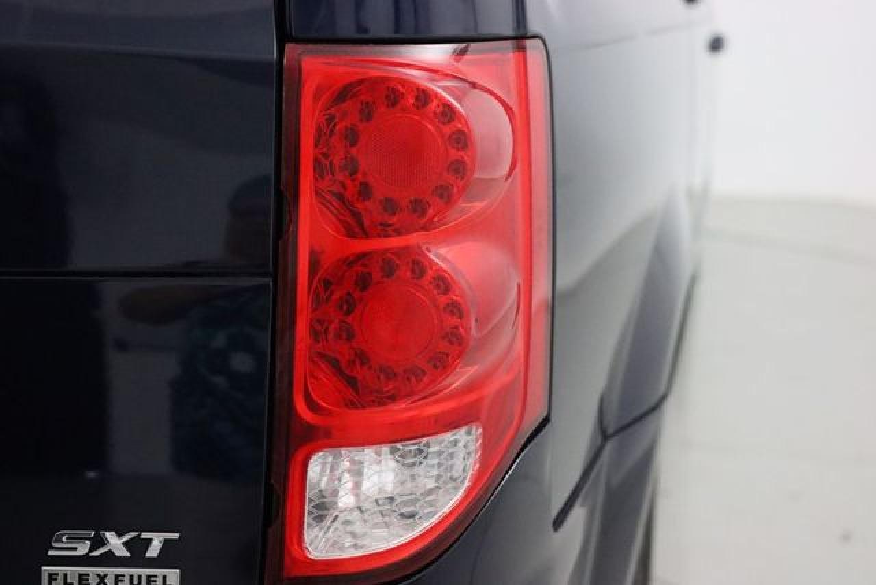 2014 Dodge Grand Caravan Sxt - zdjęcie 15