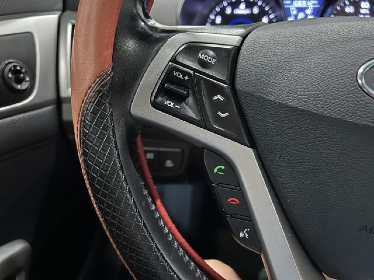 2013 Hyundai Veloster - zdjęcie 21