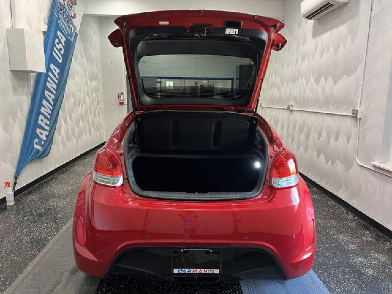 2013 Hyundai Veloster - zdjęcie 9