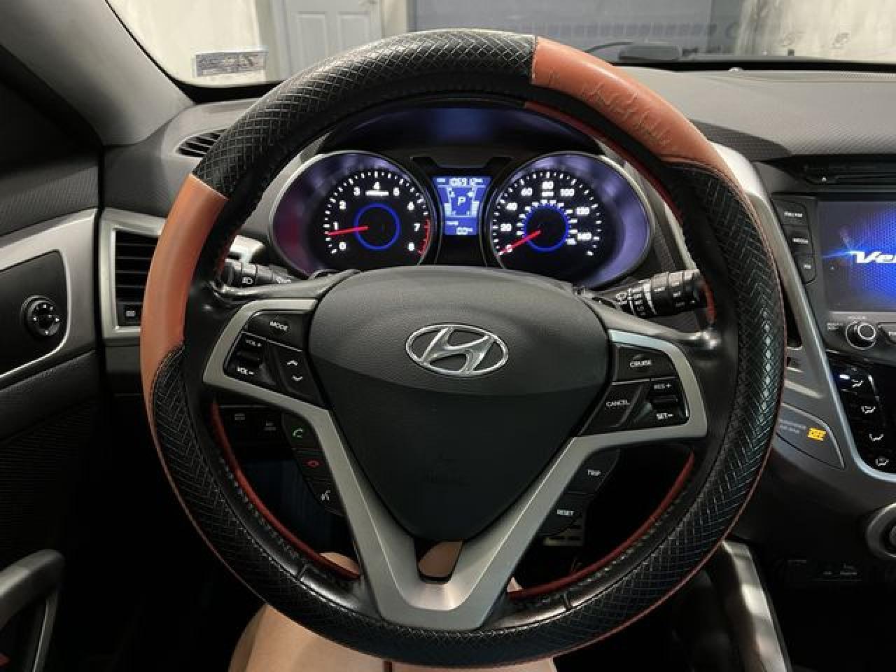 2013 Hyundai Veloster - zdjęcie 20