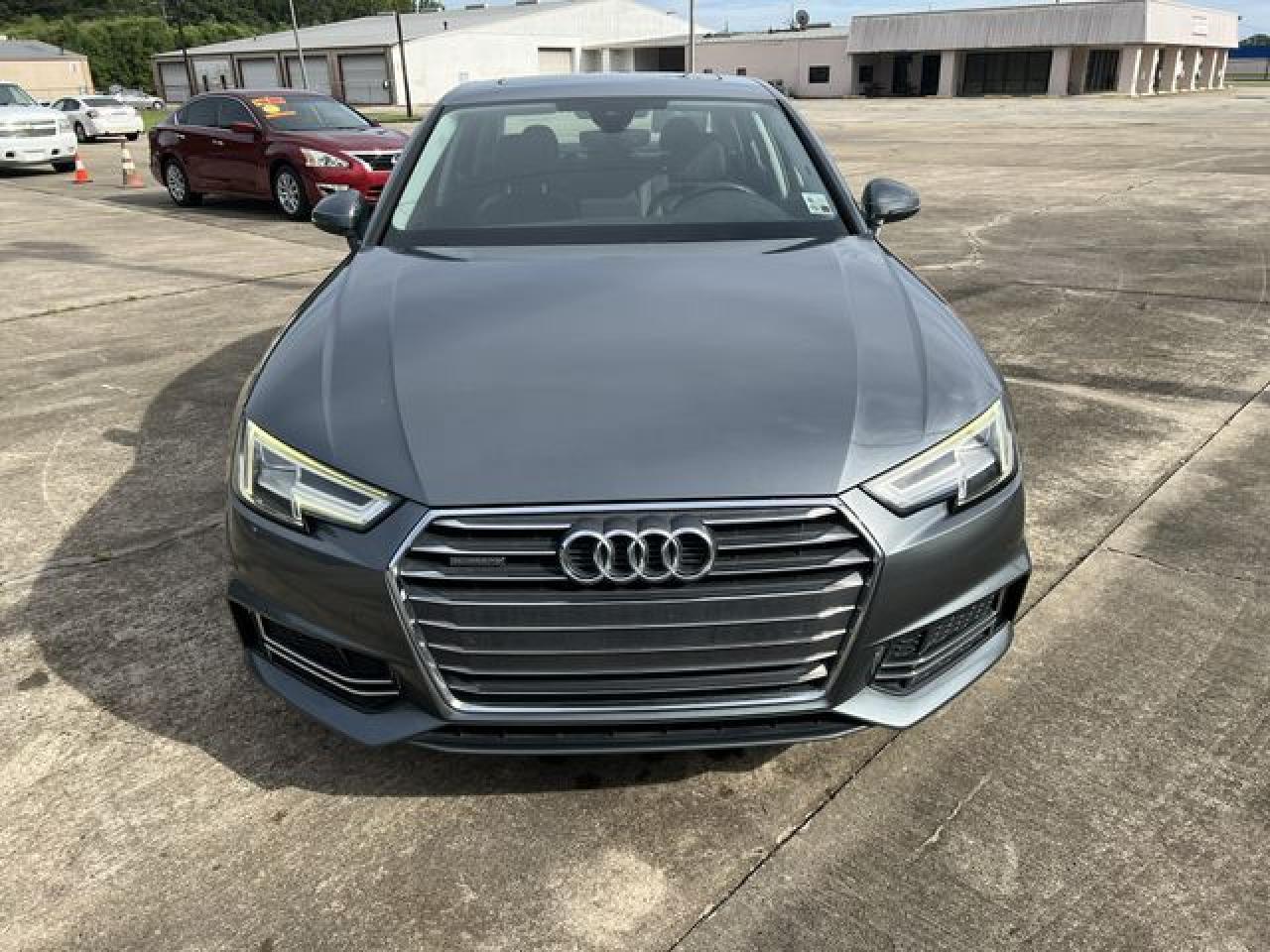 Audi A4 - zdjęcie 5