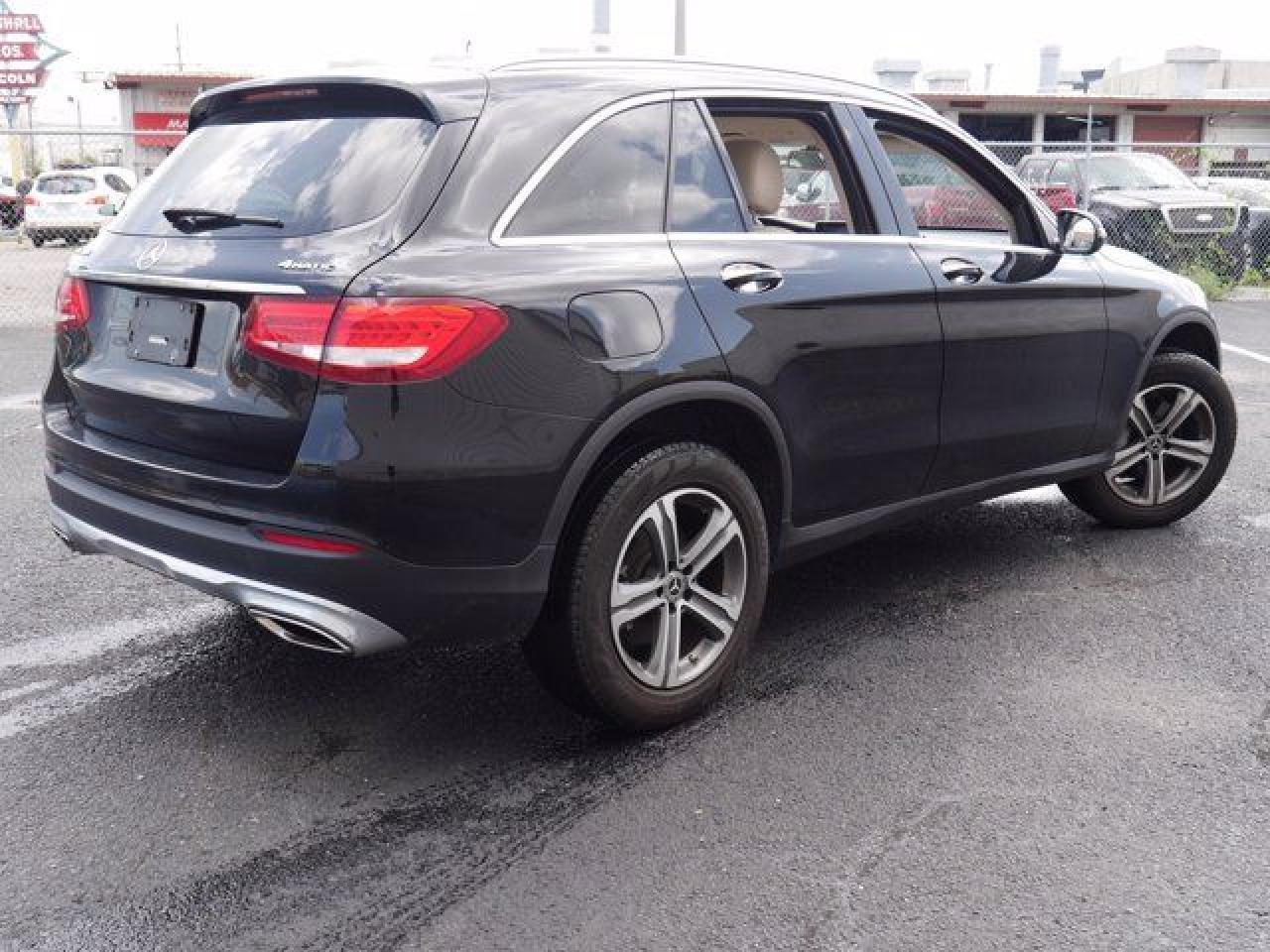 Mercedes-Benz GLC - zdjęcie 5