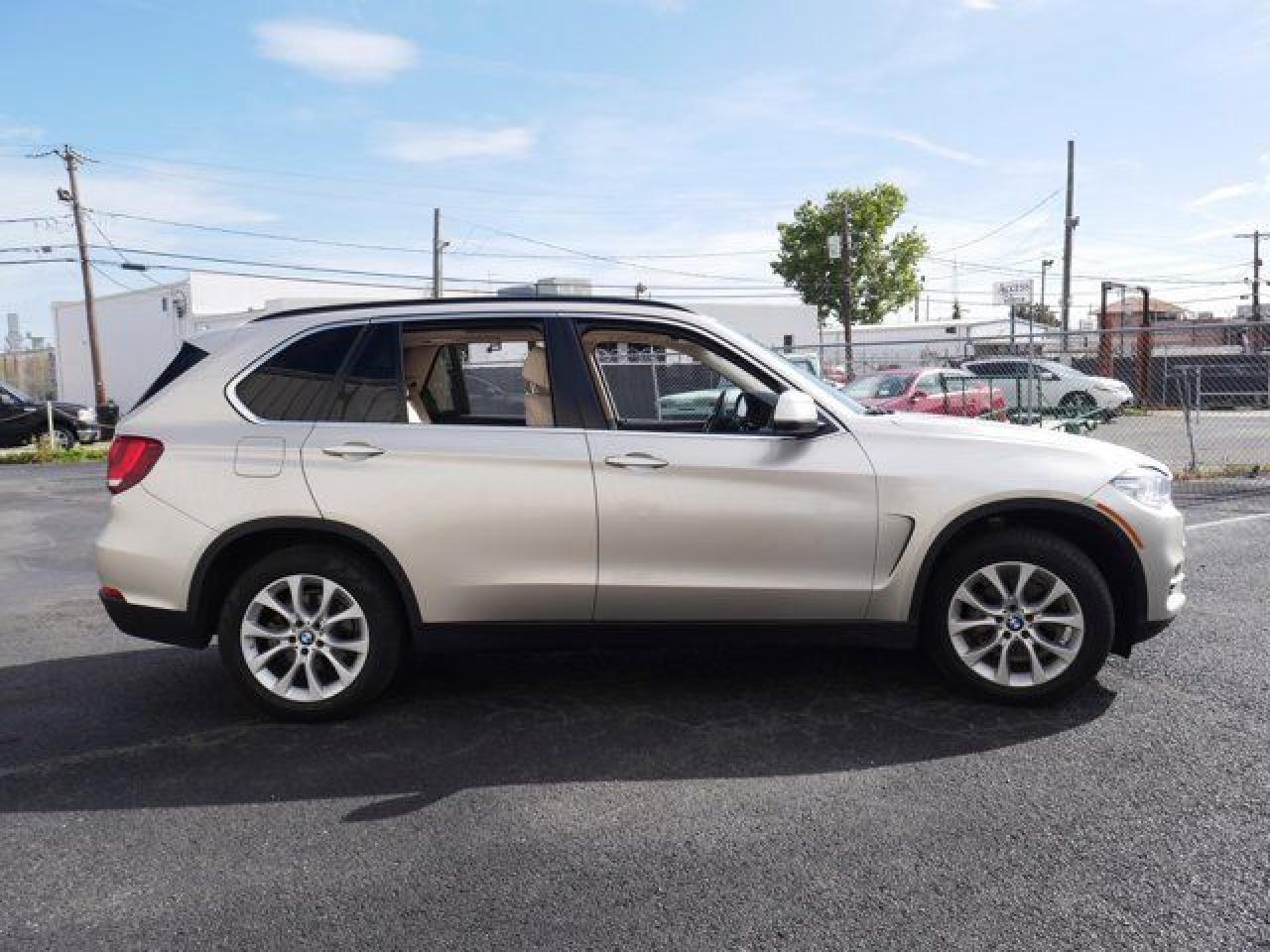 BMW X5 - zdjęcie 4