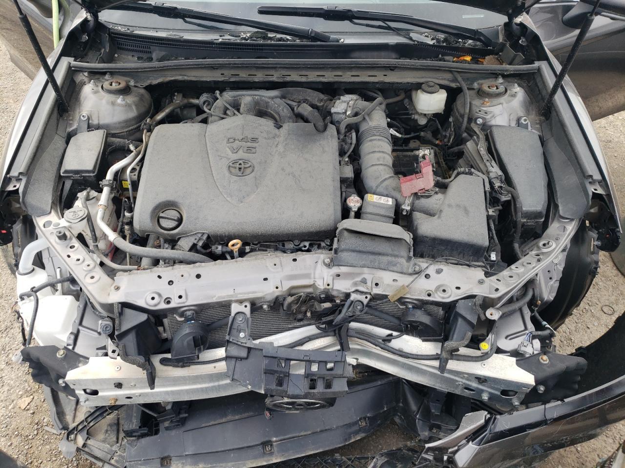 2018 Toyota Camry Xse - zdjęcie 13