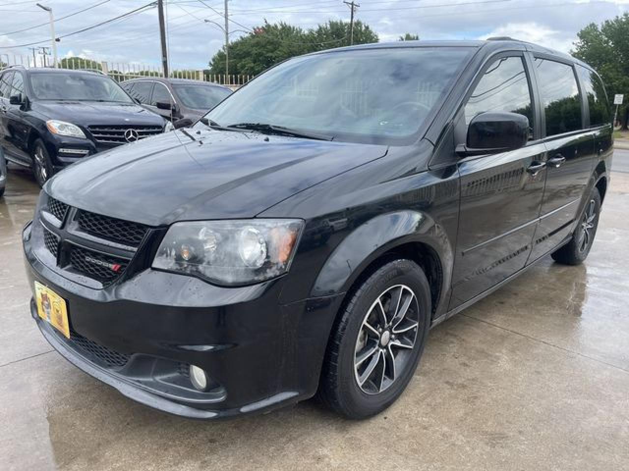 Dodge Grand Caravan - zdjęcie 2