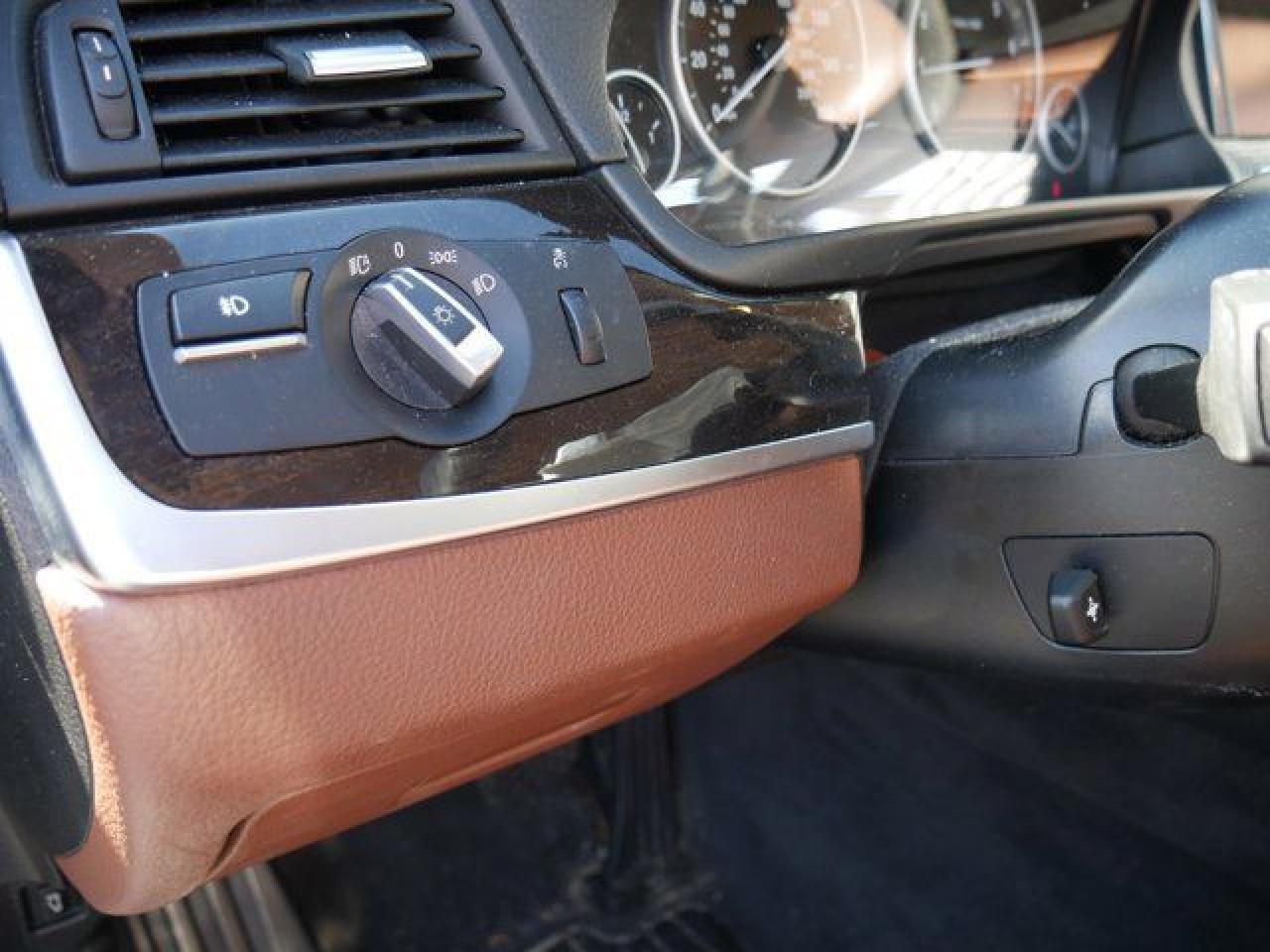 2016 BMW 528 I - zdjęcie 25