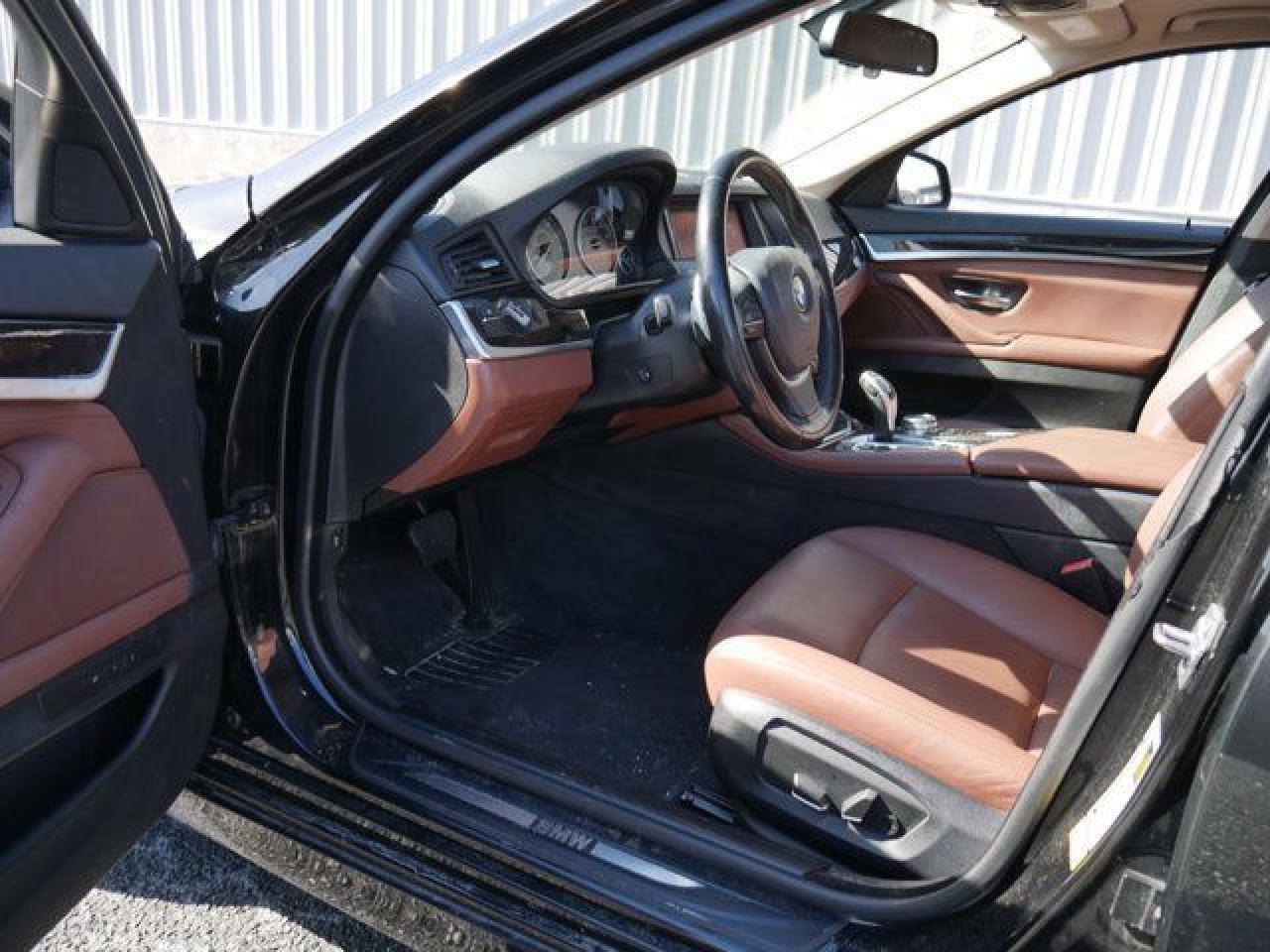 2016 BMW 528 I - zdjęcie 16