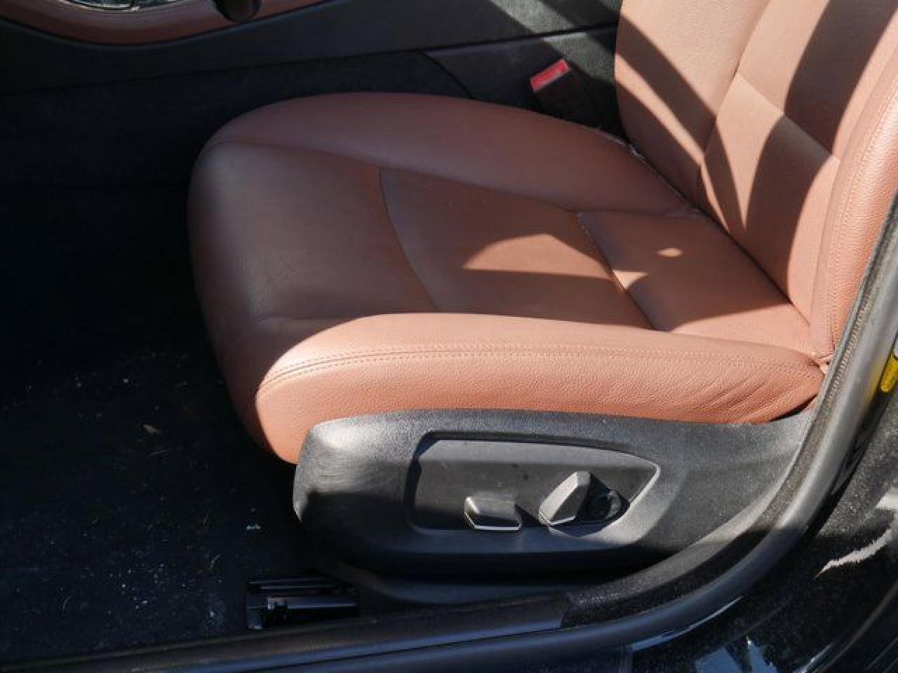 2016 BMW 528 I - zdjęcie 18