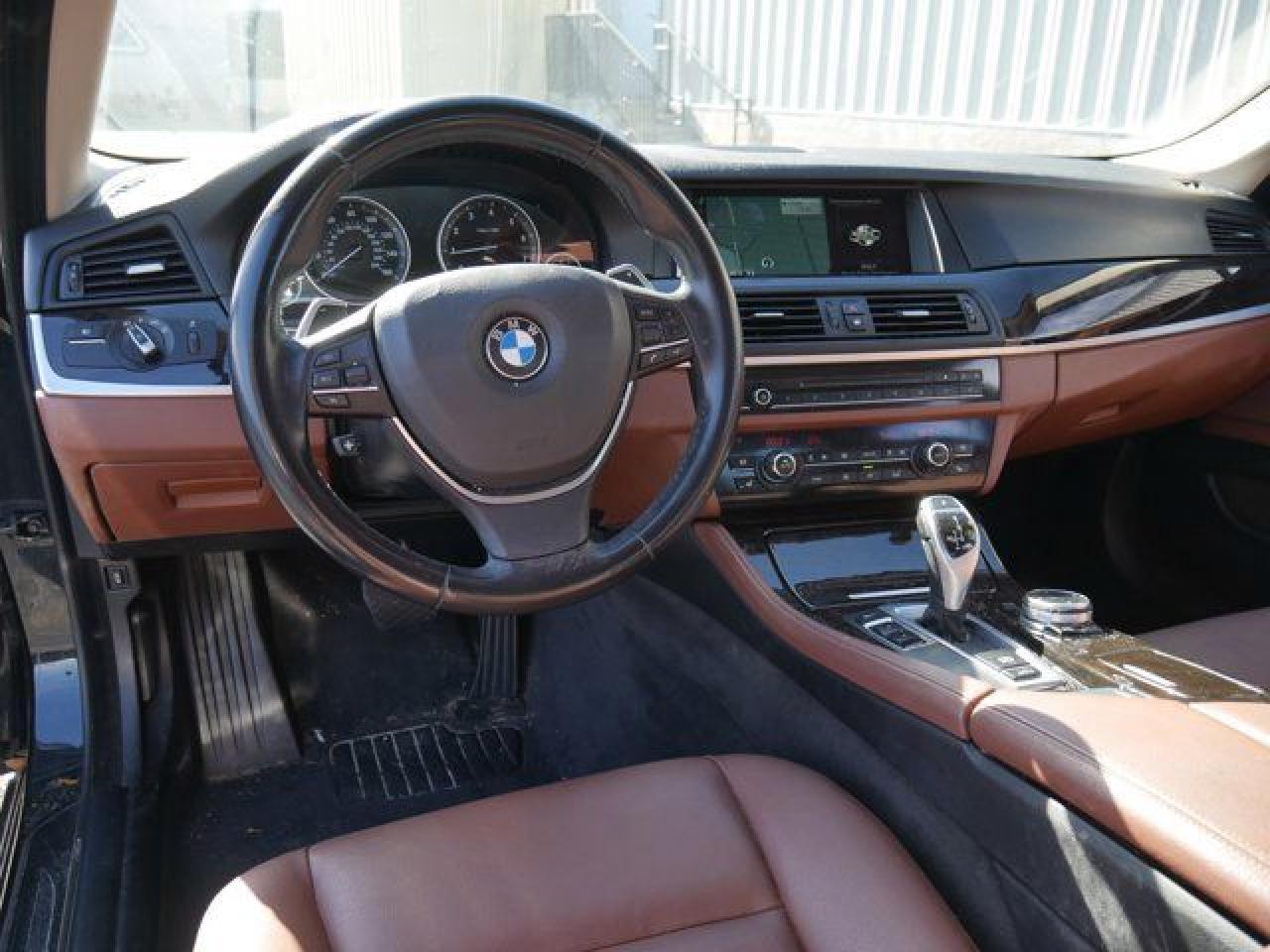 2016 BMW 528 I - zdjęcie 23