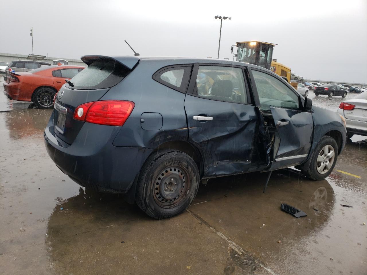 Nissan Rogue - zdjęcie 3