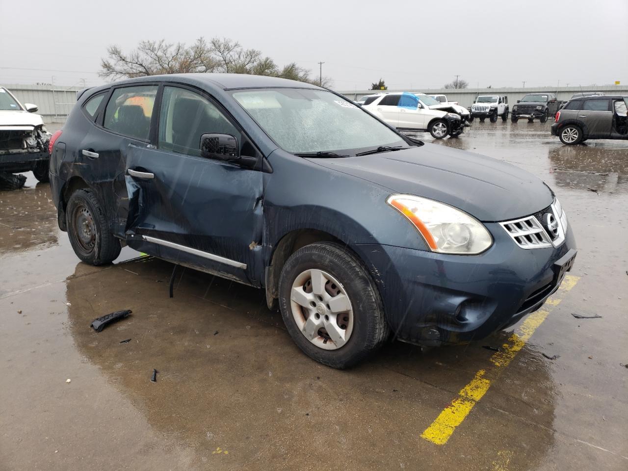 Nissan Rogue - zdjęcie 4