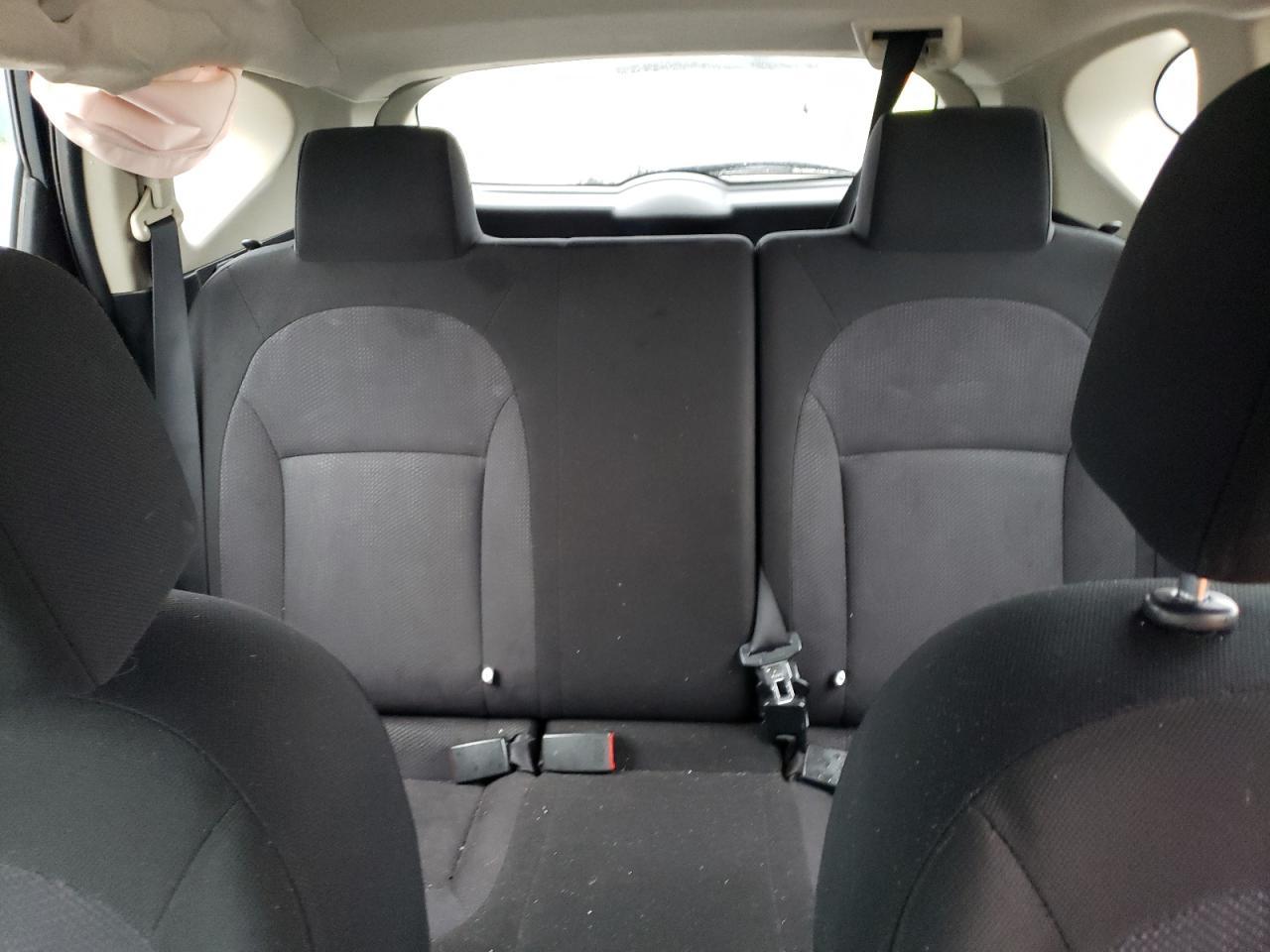 2013 Nissan Rogue S - zdjęcie 10