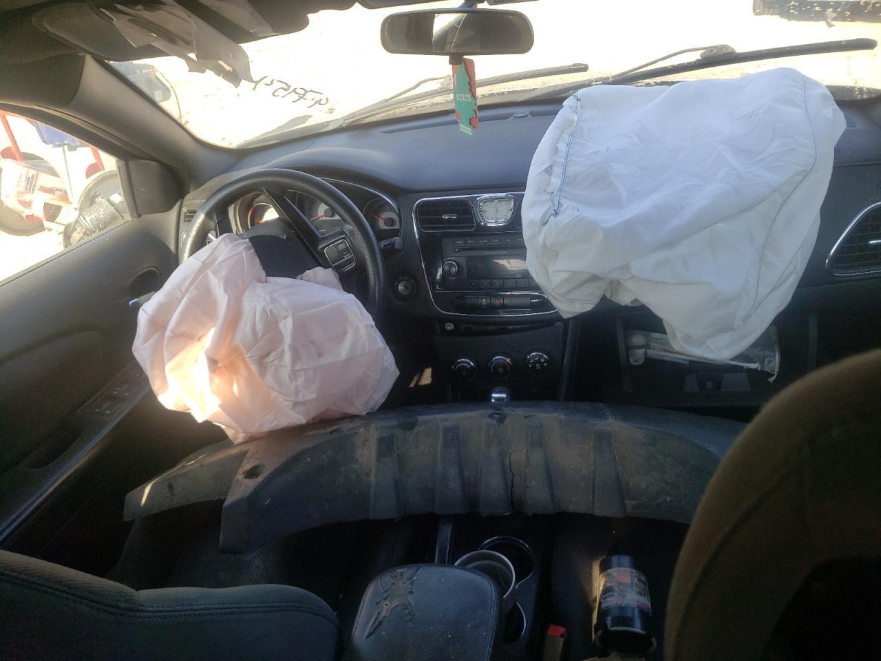 2013 Chrysler 200 Lx - zdjęcie 8