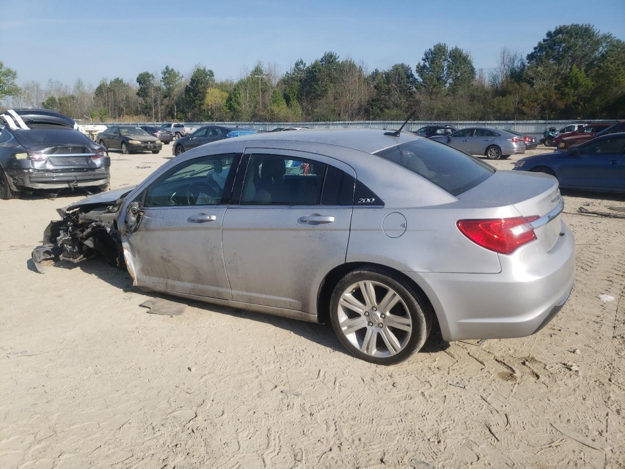 Chrysler 200 - zdjęcie 2