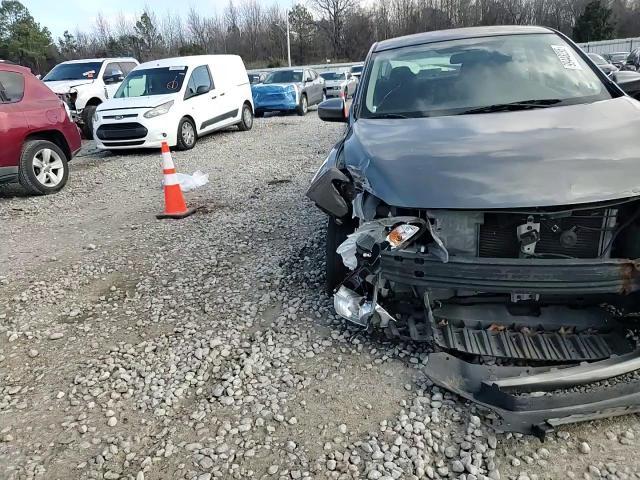 2015 Nissan Sentra S - zdjęcie 13