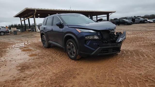 2025 Nissan Rogue Sv - zdjęcie 15