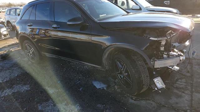 2022 Mercedes-Benz Glc 300 4Matic - zdjęcie 15