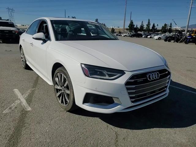 2022 Audi A4 Premium 40 - zdjęcie 13