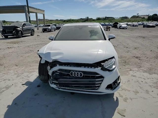 2022 Audi A4 Premium Plus 40 - zdjęcie 13