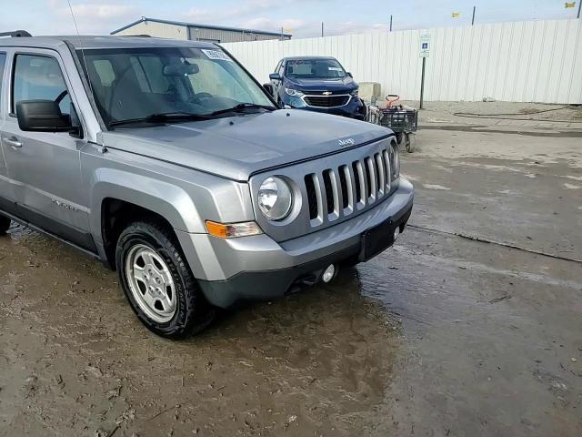 2016 Jeep Patriot Sport - zdjęcie 15