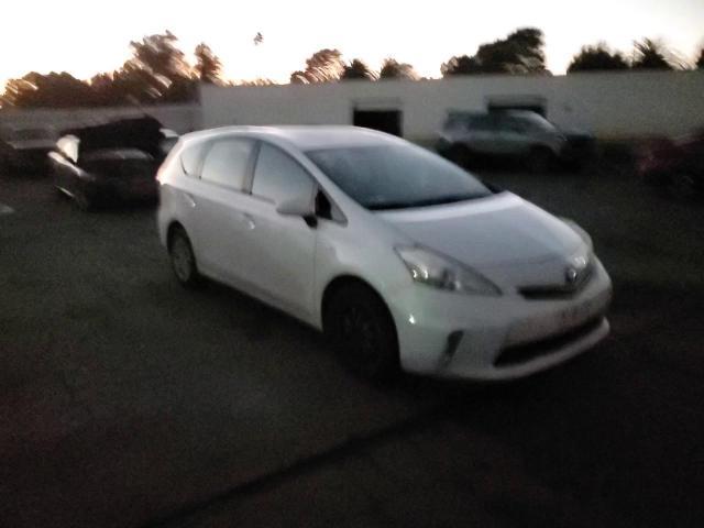 2013 Toyota Prius V - zdjęcie 13