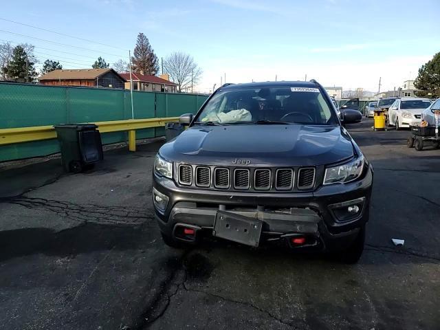 2020 Jeep Compass Trailhawk - zdjęcie 13
