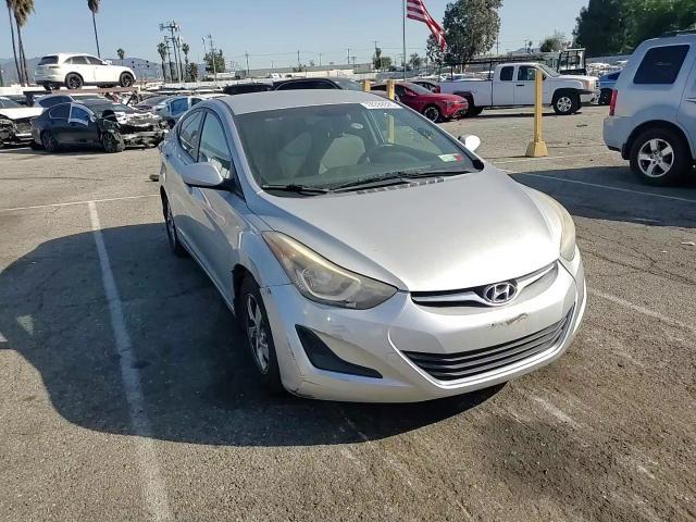 2015 Hyundai Elantra Se - zdjęcie 13