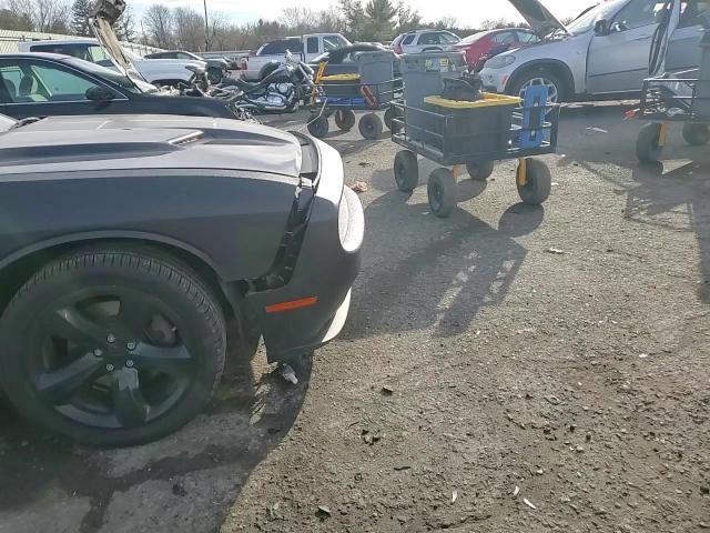2019 Dodge Challenger Sxt - zdjęcie 13