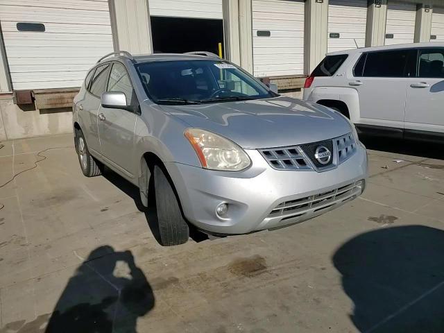 2013 Nissan Rogue S - zdjęcie 14