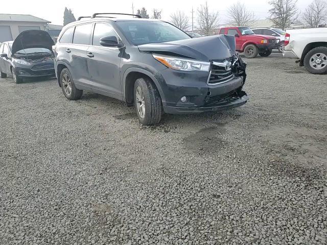 2015 Toyota Highlander Xle - zdjęcie 14