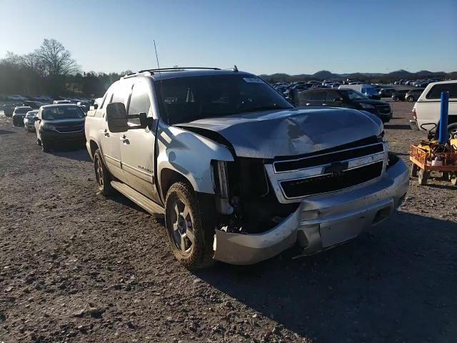 2013 Chevrolet Avalanche Ls - zdjęcie 13