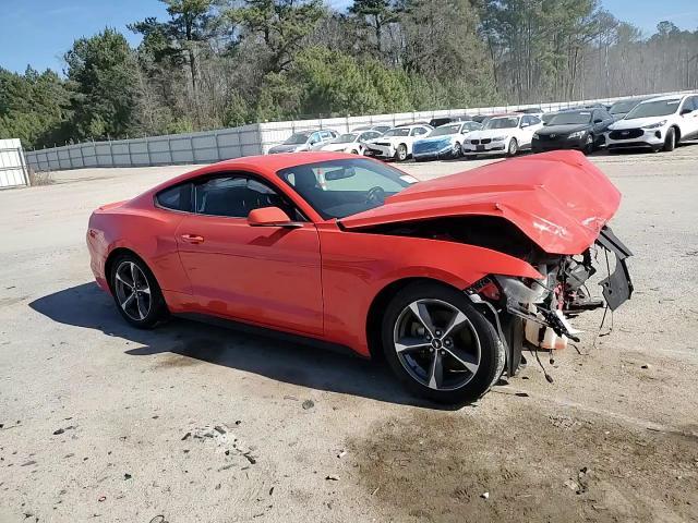 2016 Ford Mustang - zdjęcie 13