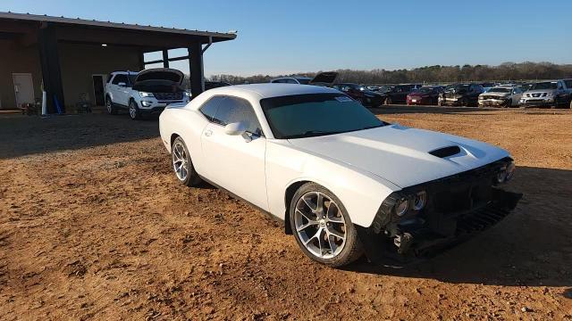 2021 Dodge Challenger Gt - zdjęcie 14