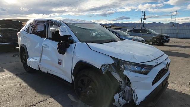 2022 Toyota Rav4 Le - zdjęcie 14