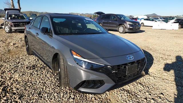 2023 Hyundai Elantra N Line - zdjęcie 13