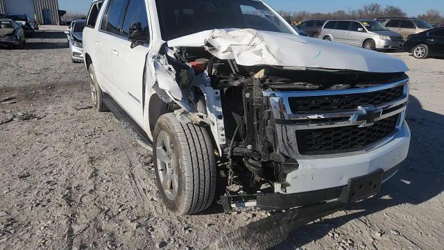 2019 Chevrolet Suburban K1500 Ls - zdjęcie 14